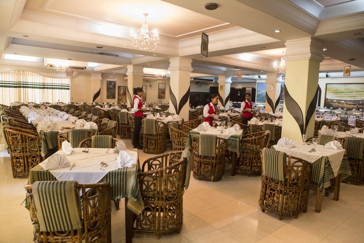 Meridian Hotel & Restaurant Dakhin Kattali Екстер'єр фото